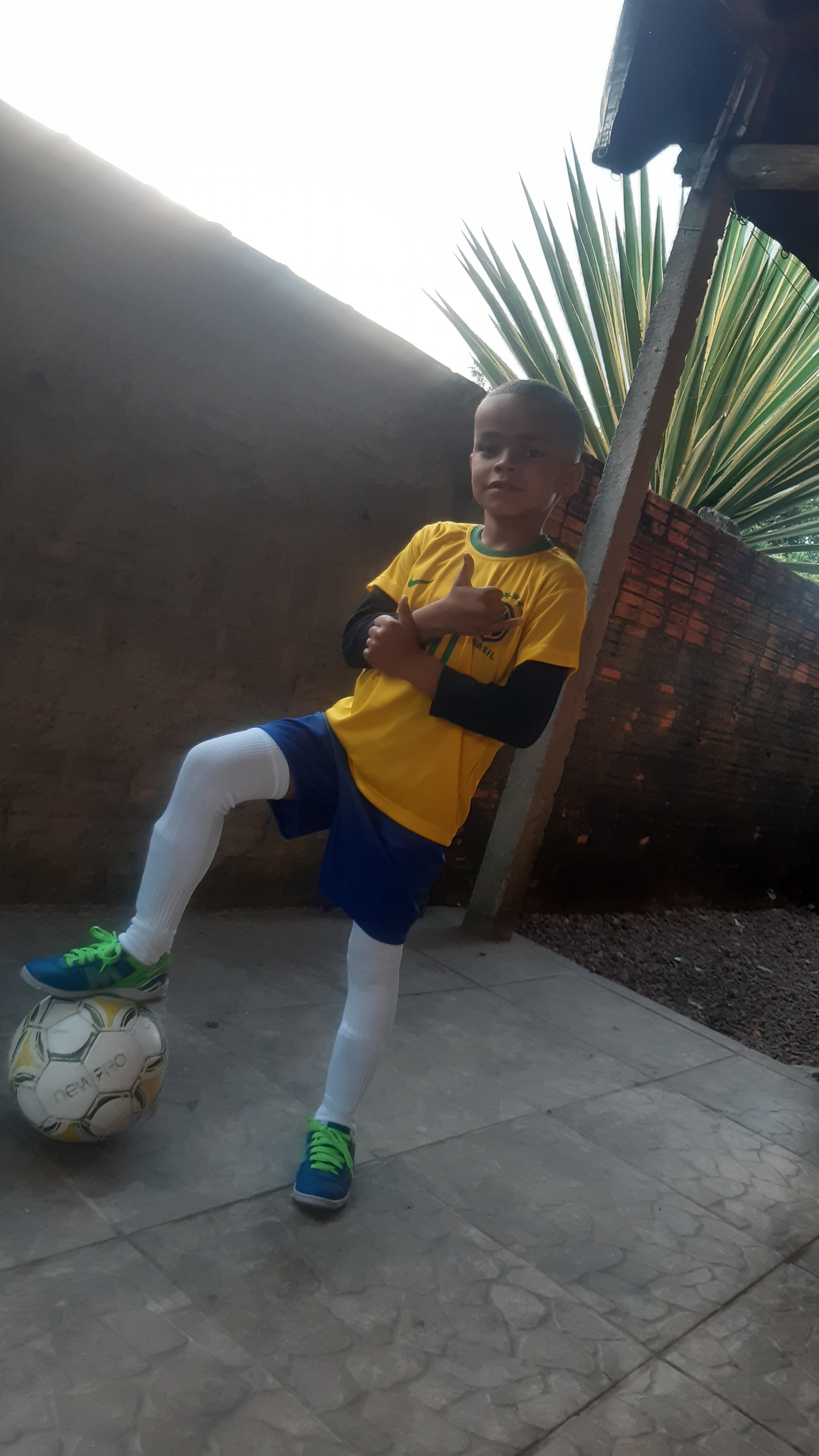 Bola pra Cima